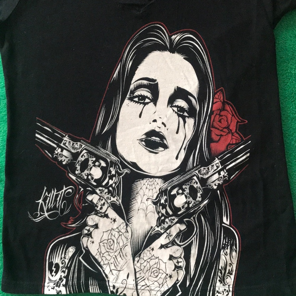 Beautiful sullen design shirt